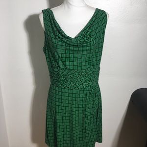 NWT‼️ ‼️TAYLOR Dress Size 12